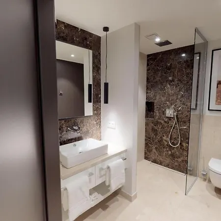 White Pearl 0.08 Apartment